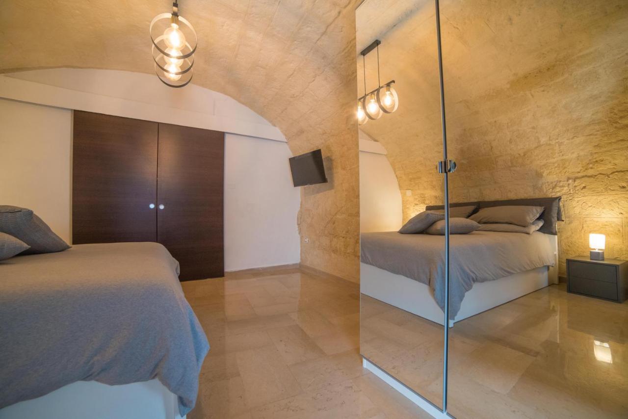Hotel A Due Passi Dal Mare à Trani Extérieur photo